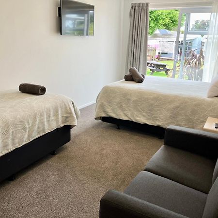 Tripinn Modern Motels & Affordable Accommodation Westport Exteriér fotografie